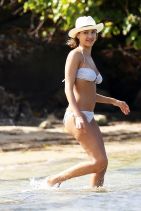 Jessica Alba in a Bikini in the Caribbean, March 2015