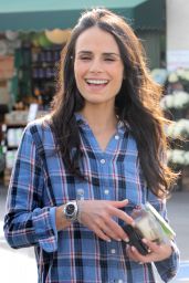Jordana Brewster in Ripped Jeans - Whole Foods in Brentwood, March 2015