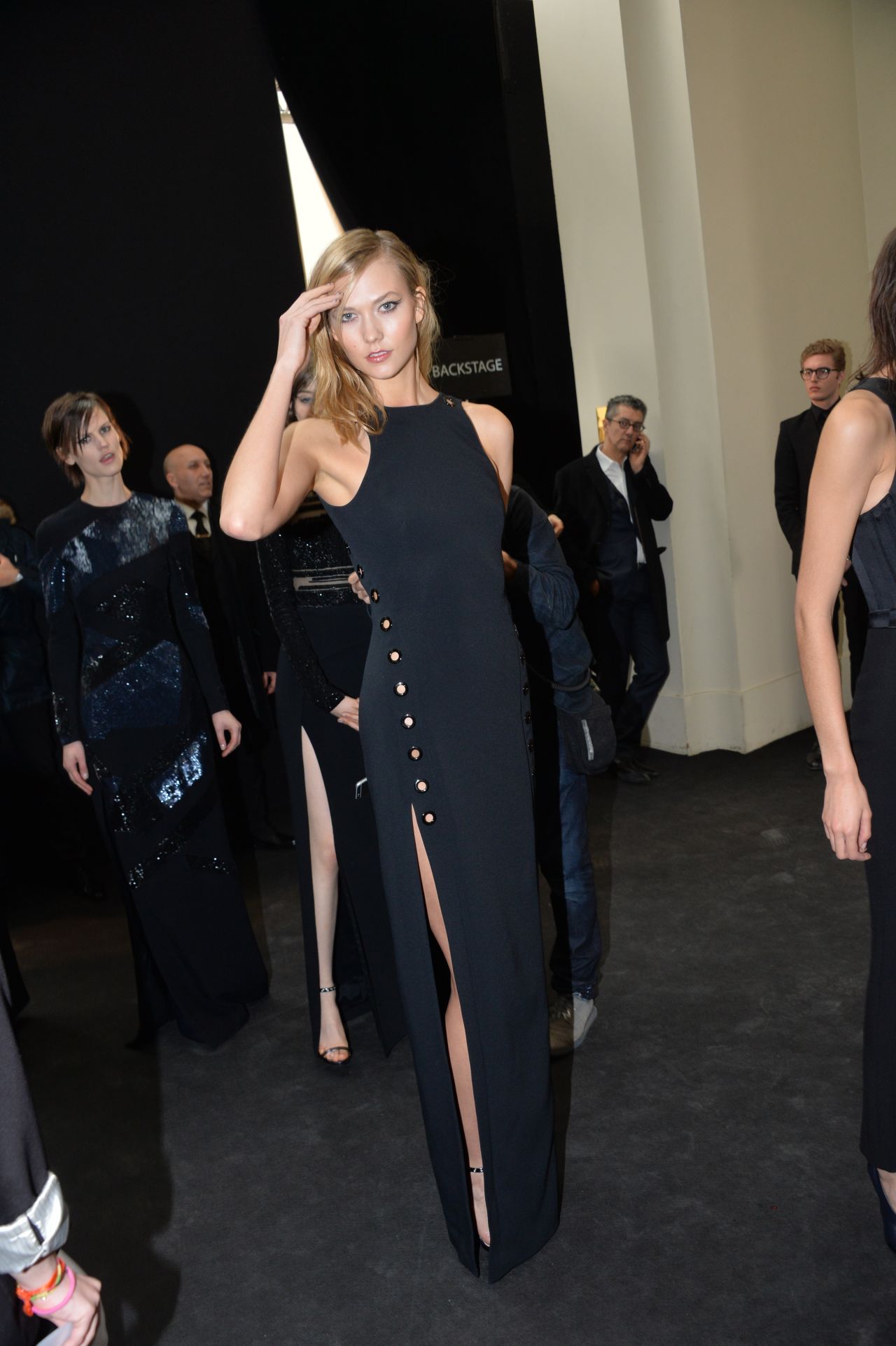 Karlie Kloss Elie Saab Fashion Show March 7, 2015 – Star Style