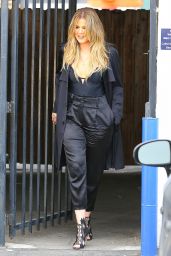 Khloe Kardashian - Filming in Los Angeles, March 2015