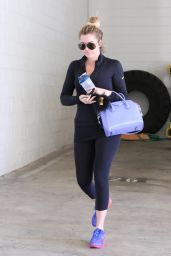 Khloe Kardashian Going to a Gym in Beverly Hills - March 2015