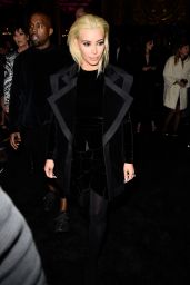 Kim Kardashian Platinum Blonde Hair - Balmain Fashion Show in Paris, March 2015