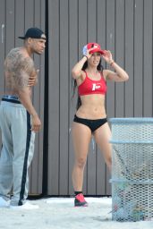 Metisha Schaefer Shows Off Her Bikini Body On the Beach in Miami, March 2015 