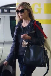 Reese Witherspoon in a Garage in Beverly Hills, March 2015