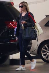 Reese Witherspoon in a Garage in Beverly Hills, March 2015