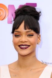 Rihanna – ‘HOME’ Premiere in Westwood