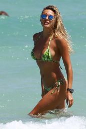 Tetyana Veryovkina Bikini Body - Beach in Miami, March 2015