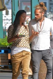 Zoe Saldana and Marco Perego - Leaving Whole Foods in Los Angeles, March 2015