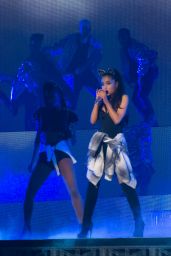 Ariana Grande Performing 
