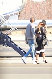 Beyoncé - Boarding a Private jet in New York City, April 2015