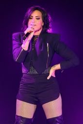 Demi Lovato Performs at the Crowne Theatre in Perth, Australia, April 2015