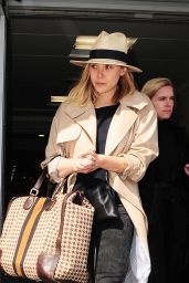 Elizabeth Olsen at London Heathrow Airport, April 2015