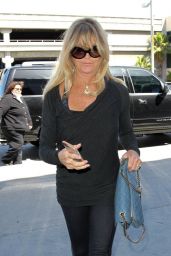 Goldie Hawn at LAX Airport, April 2015