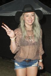 Hilary Duff – 2015 Coachella Music Festival, Day 3, Empire Polo Grounds, Indio