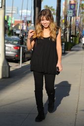 Jennette Mccurdy - Out in Los Angeles, April 2015