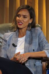 Jessica Alba - The Honest Company Q&A in Beverly Hills, April 2015