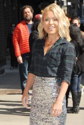 Kelly Ripa - Arrive to Appear on The Late Show With David Letterman, April 2015