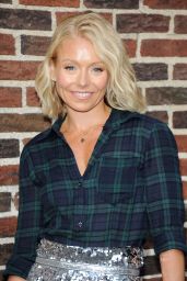 Kelly Ripa - Arrive to Appear on The Late Show With David Letterman, April 2015