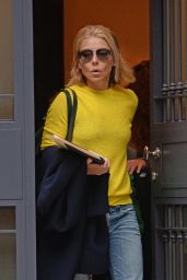 Kelly Ripa - Leaving Her Apartment in New York City - April 2015
