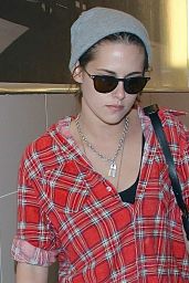 Kristen Stewart at LAX Airport, April 2015
