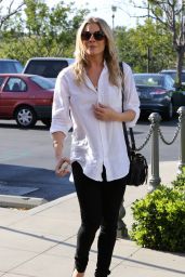 LeAnn Rimes Casual Style - Out in Calabasas, April 2015