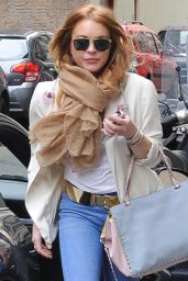 Lindsay Lohan Style - Shopping in Milan, Italy, April 2015