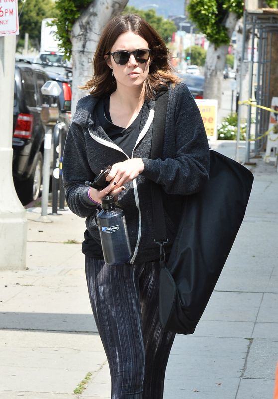 Mandy Moore - Leaving Her Yoga Class in Los Angeles, April 2015