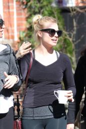 Margot Robbie Out in Toronto, April 2015