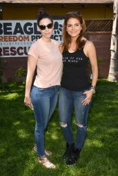 Maria Menounos - Beagle Freedom Project in Valley Village, April 2015