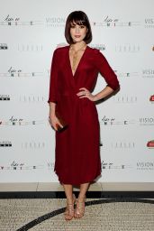 Mary Elizabeth Winstead - Alex Of Venice Premiere in Los Angeles