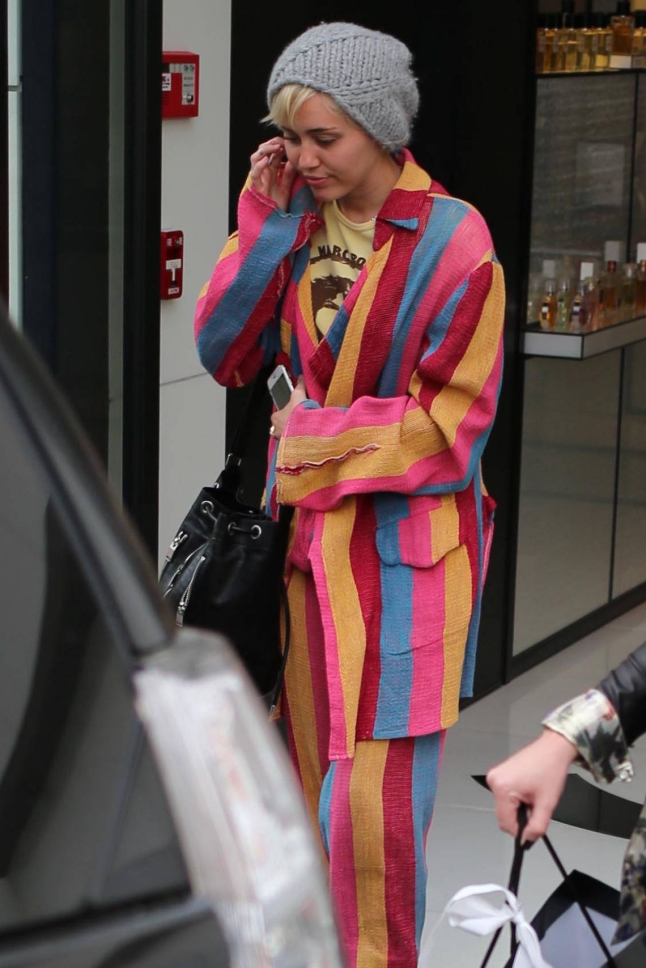 Miley Cyrus - Shopping in Beverly Hills, April 2015 • CelebMafia