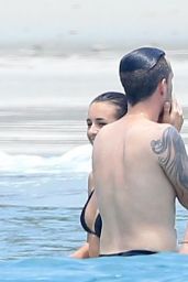 Selena Gomez Hot in Bikini in Mexico, April 2015 