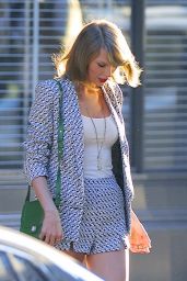 Taylor Swift Style - Out in NYC - April 2015