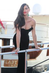 Adriana Lima Boards a Yacht in Cannes, May 2015