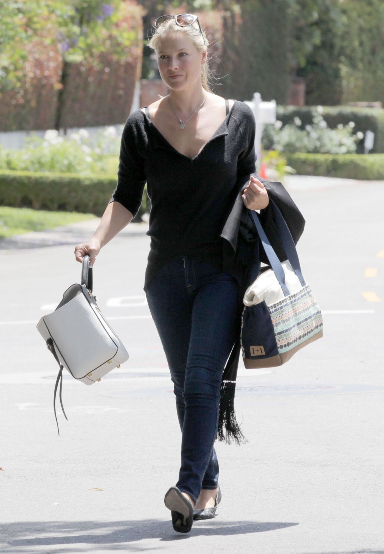 Ali Larter Booty in Jeans - Out in Brentwood, May 2015 • CelebMafia