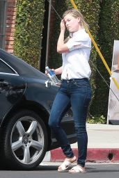 Ali Larter Booty in Jeans - Shopping in Los Angeles, May 2015