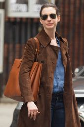Anne Hathaway Casual Style - New York City, May 2015