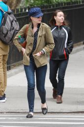 Anne Hathaway Street Style - Out in NYC, May 2015