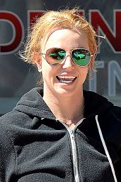 Britney Spears - at Drenched Fitness in Thousand Oaks, May 2015