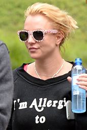Britney Spears - Heading to Physical Therapy Session in Santa Monica, May 2015