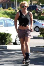 Britney Spears - Heading to the Beach in Malibu, May 2015