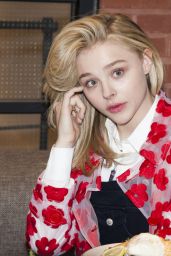 Chloe Grace Moretz - Photocall at the Line Flagship Store in Seoul, May 2015