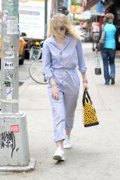Dakota Fanning Street Style - Out in NYC, May 2015