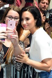 Demi Lovato in Ripped Jeans - SiriusXM Studios in New York CIty, May 2015