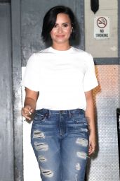 Demi Lovato in Ripped Jeans - SiriusXM Studios in New York CIty, May 2015
