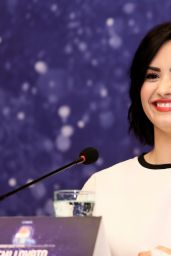 Demi Lovato - YAN Beatfest Press Conference in Vietnam