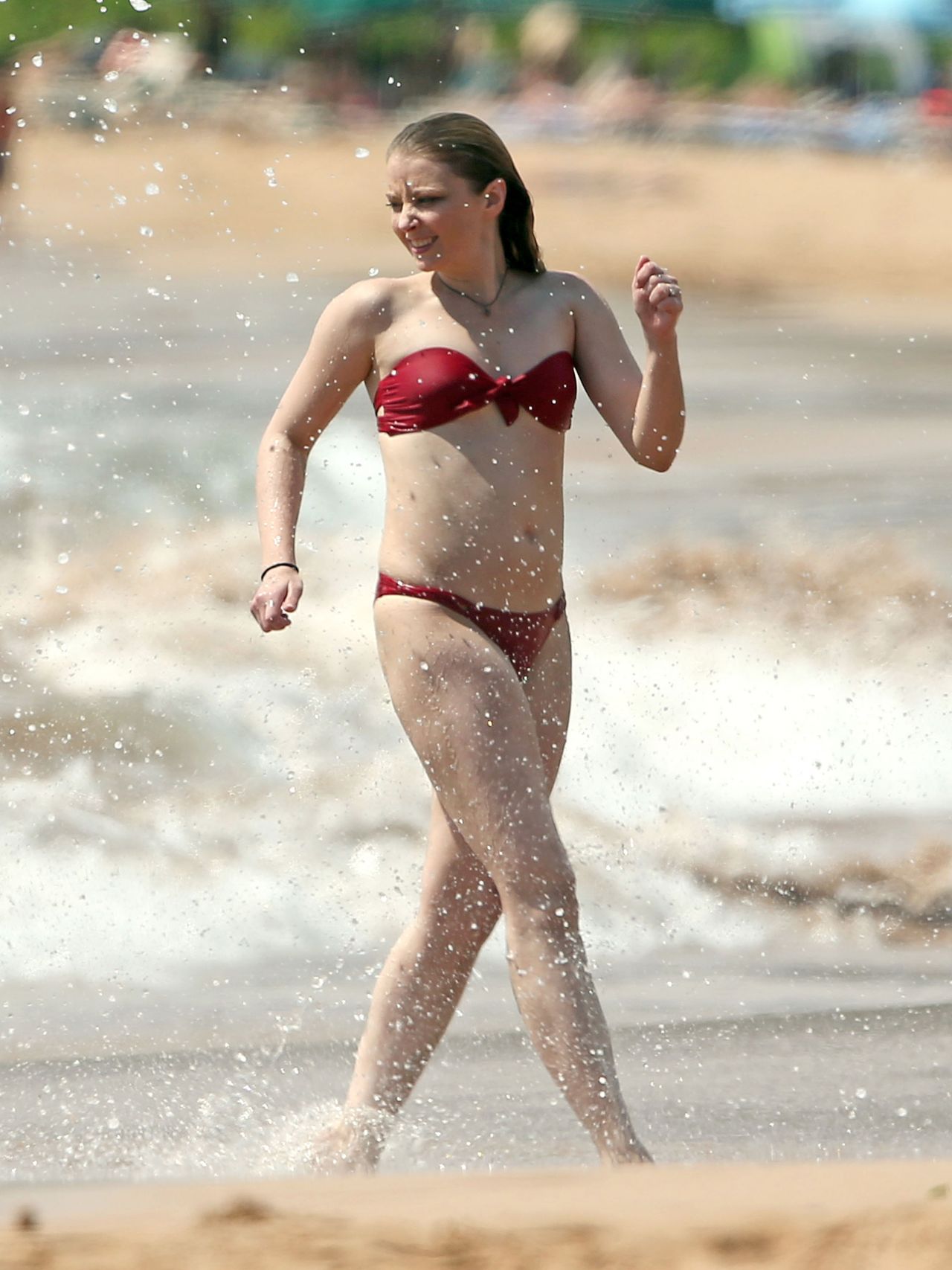 elisabeth-harnois-in-red-bikini-at-the-beach-may-2015_8.