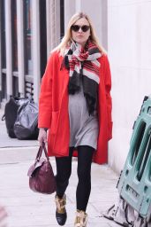 Fearne Cotton Street Style - Arriving at BBC Radio 1 in London, May 2015