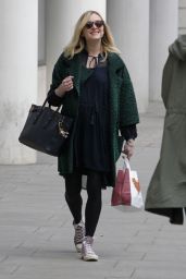 Fearne Cotton Style - Arriving at BBC Radio One studios in London, May 2015