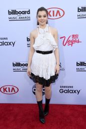 Hailee Steinfeld - 2015 Billboard Music Awards in Las Vegas